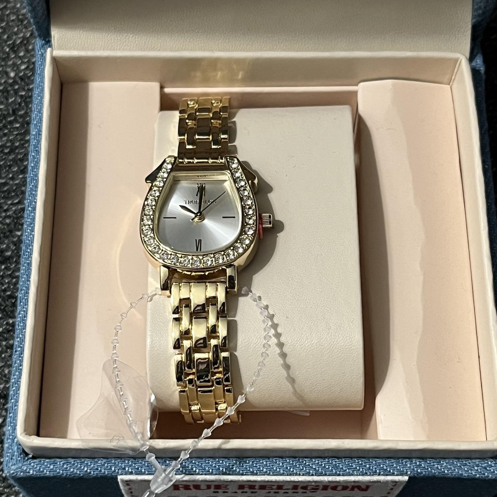 True Religion Womens Gold Tone Horseshoe Crystal Analog Watch W Box Brand Jeans